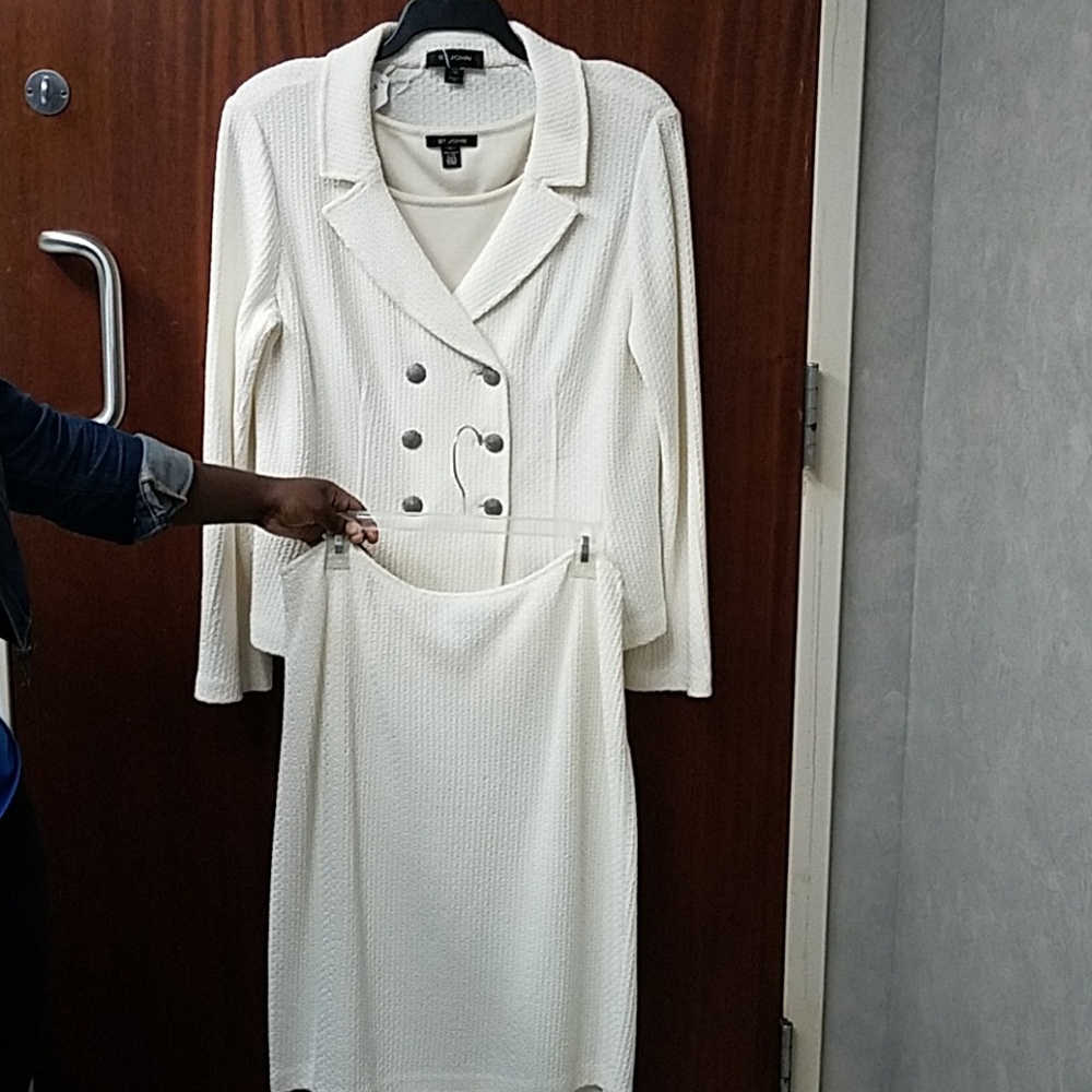St John knot 3pc suit
